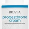 Biovea – Natuurlijke Progesteron Crème – Vermindert Opvliegers, Symptomen Van PMS En Normaliseert Menstruatiecycli – Bouwsteen Voor De Belangrijkste Hormonen – Verhoogt Het Gevoel Van Welzijn – 45 Dagen Voorraad (59 Ml.)